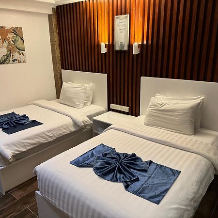 Bolabog Beach Resort Balabag  المظهر الخارجي الصورة