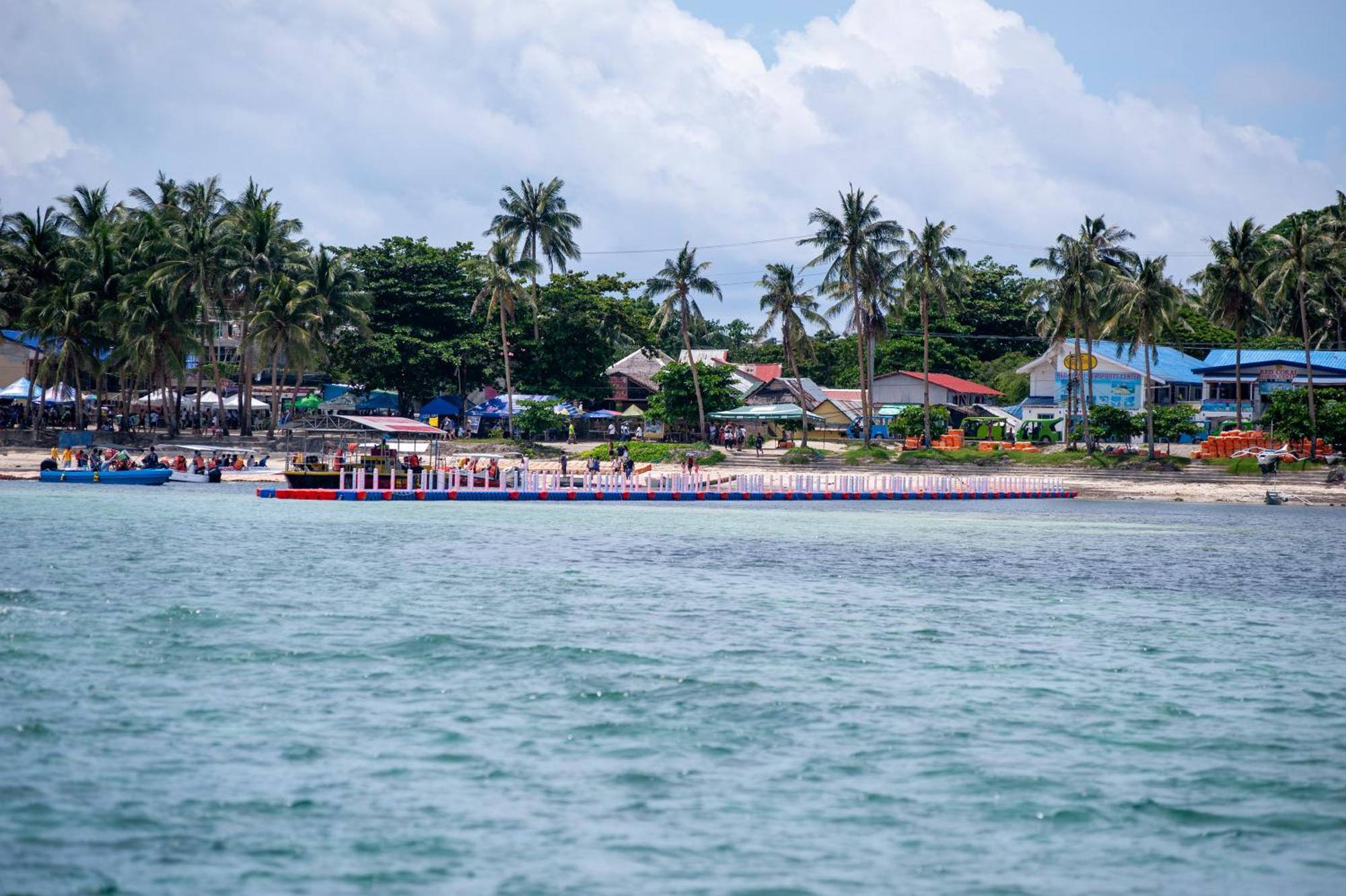 Bolabog Beach Resort Balabag  المظهر الخارجي الصورة