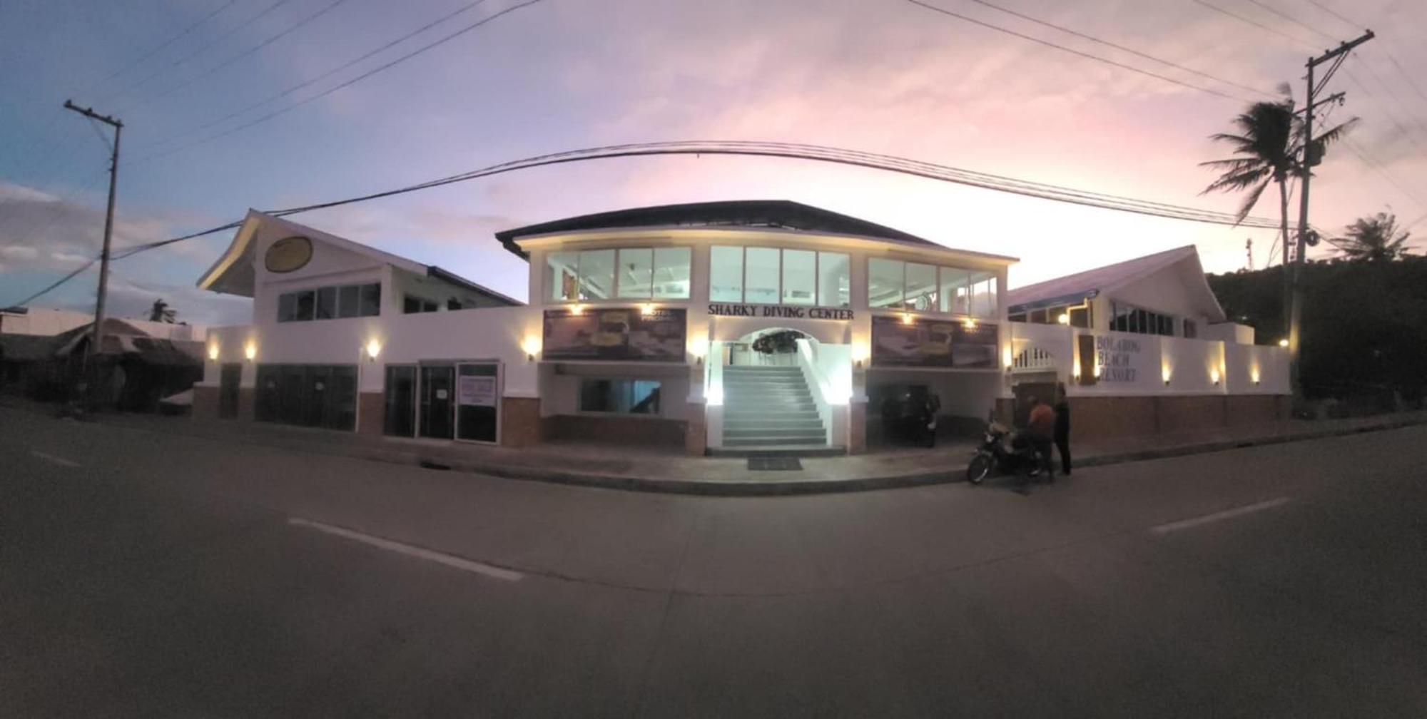 Bolabog Beach Resort Balabag  المظهر الخارجي الصورة
